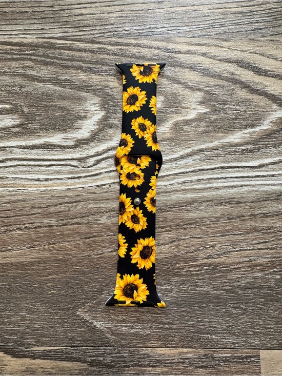 Accessories - Silicone Smart Watch Band for iPhone Black Sunflower Print 38/40 NEW